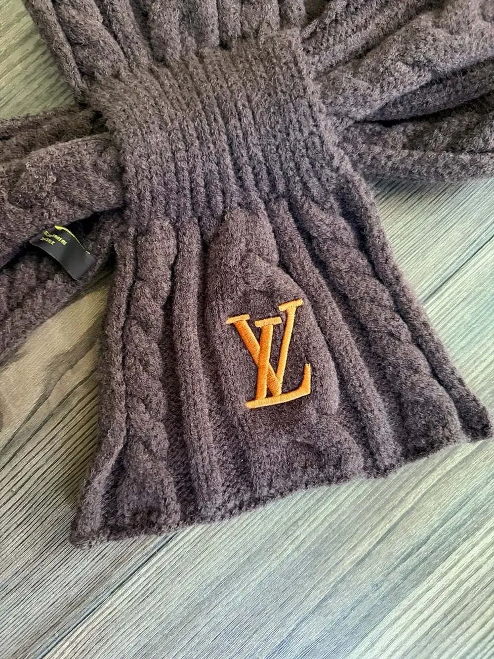 Louis Vuitton Only LV Mini Cable Scarf in Brown Cashmere and Silk